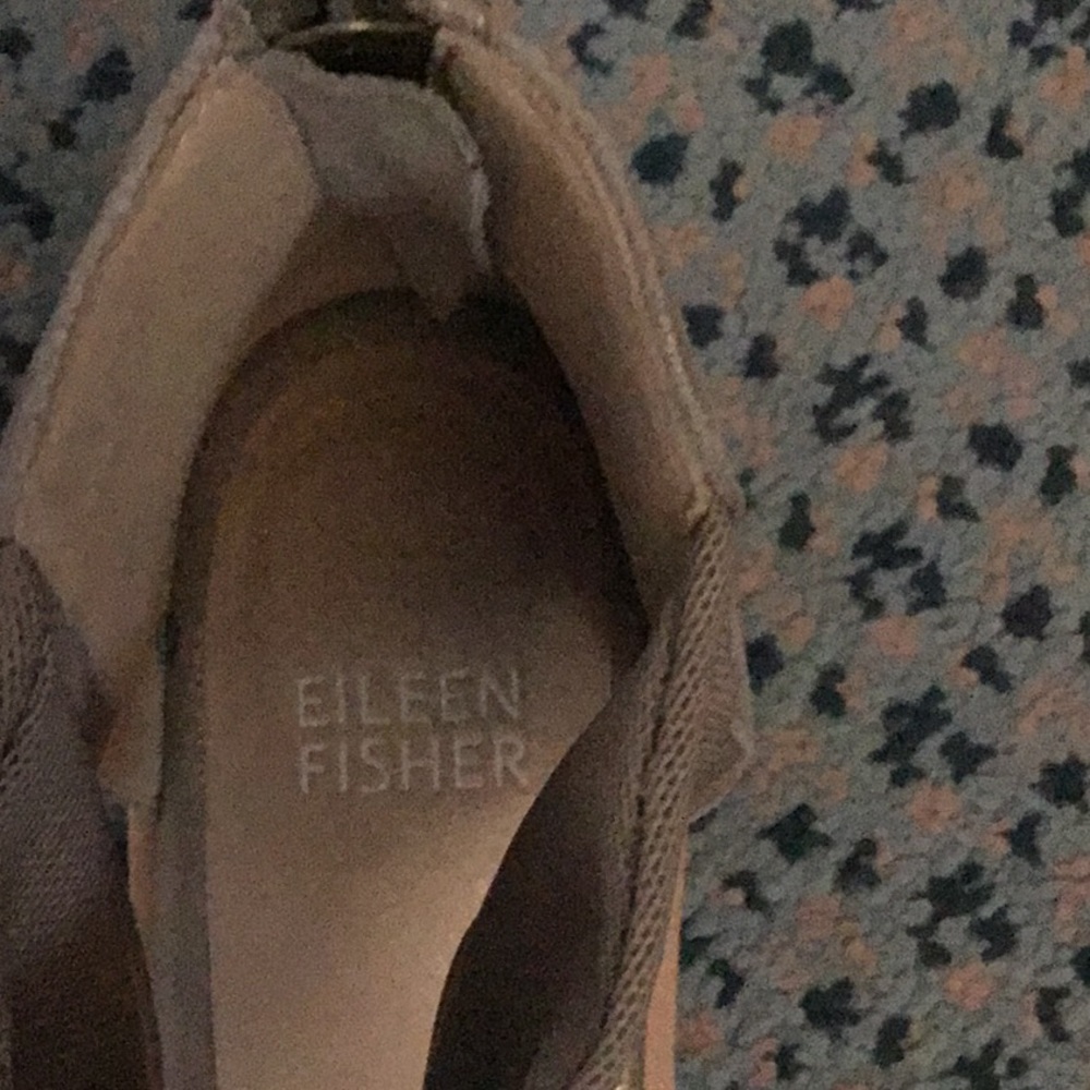 Sandals - Picture 3 of 3